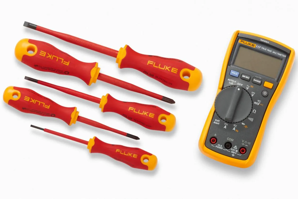 Fluke 117 Electricians Multimeter plus insulated hand tools starter kit