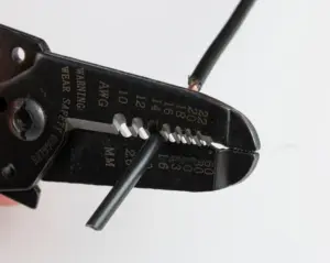 Jonard cable cutting and stripping tool
