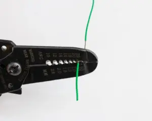 Jonard cable cutting and stripping tool