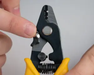 Jonard JIC -175 – 3 slot fiber optic cable stripper