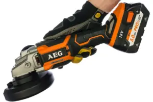 Künclü cilalama maşını AEG BEWS18-125BL-502C