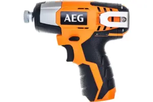 Akkumlyatorlu vintdöndürən AEG BSS12C-0